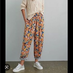 Anthropologie Shari Harem Pants Size XS